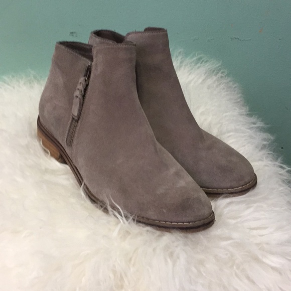 Blondo Shoes - Blondo waterproof boots